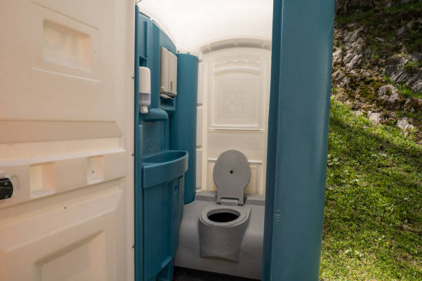 Best Luxury portable toilet rental  in El Cenizo, TX