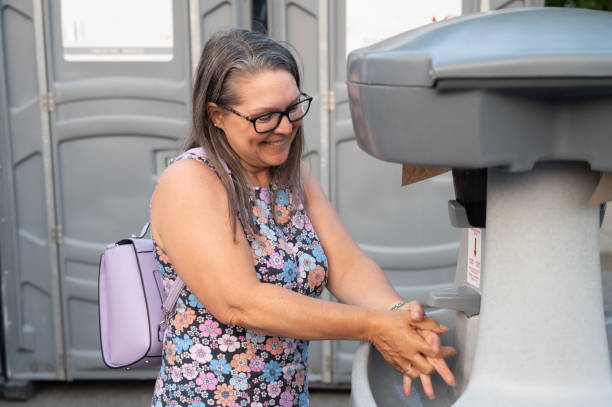 Best Local porta potty services  in El Cenizo, TX